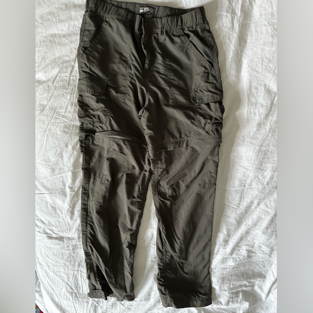 REI Women’s size 6 Convertible Cargo Hiking Pants Outdoor Packable Green